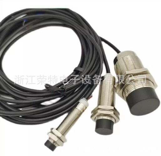 New Schneider inductive proximity switch XS112BHPBL2 #2/18
