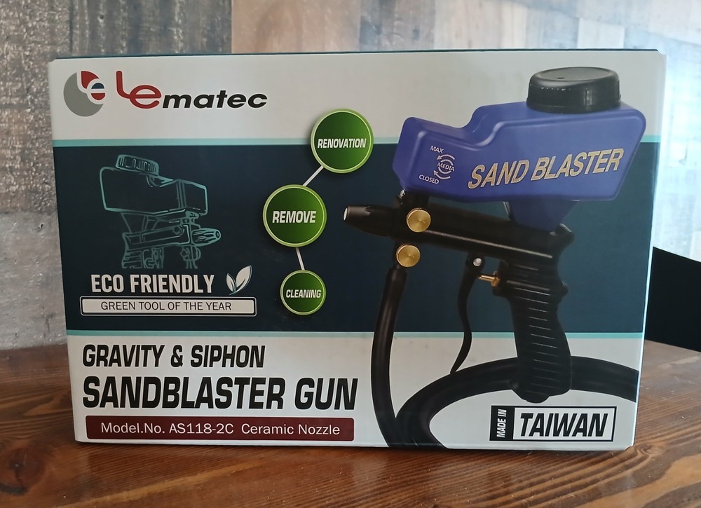 Lematec Gravity & Siphon Sandblaster Gun AS118-2C
