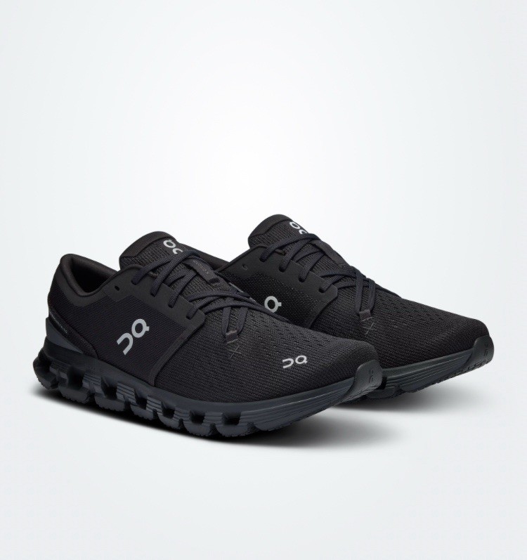 TRENDING Men On Cloud X4 Black Eclipse