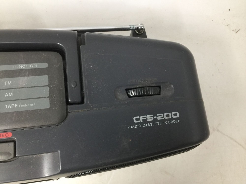 SONY 2 Way Speaker System Radio cassette corder - Powers on/Works!