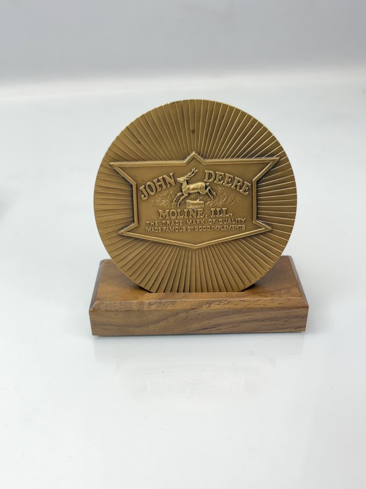 1985 John Deere Desktop Calendar Medallion