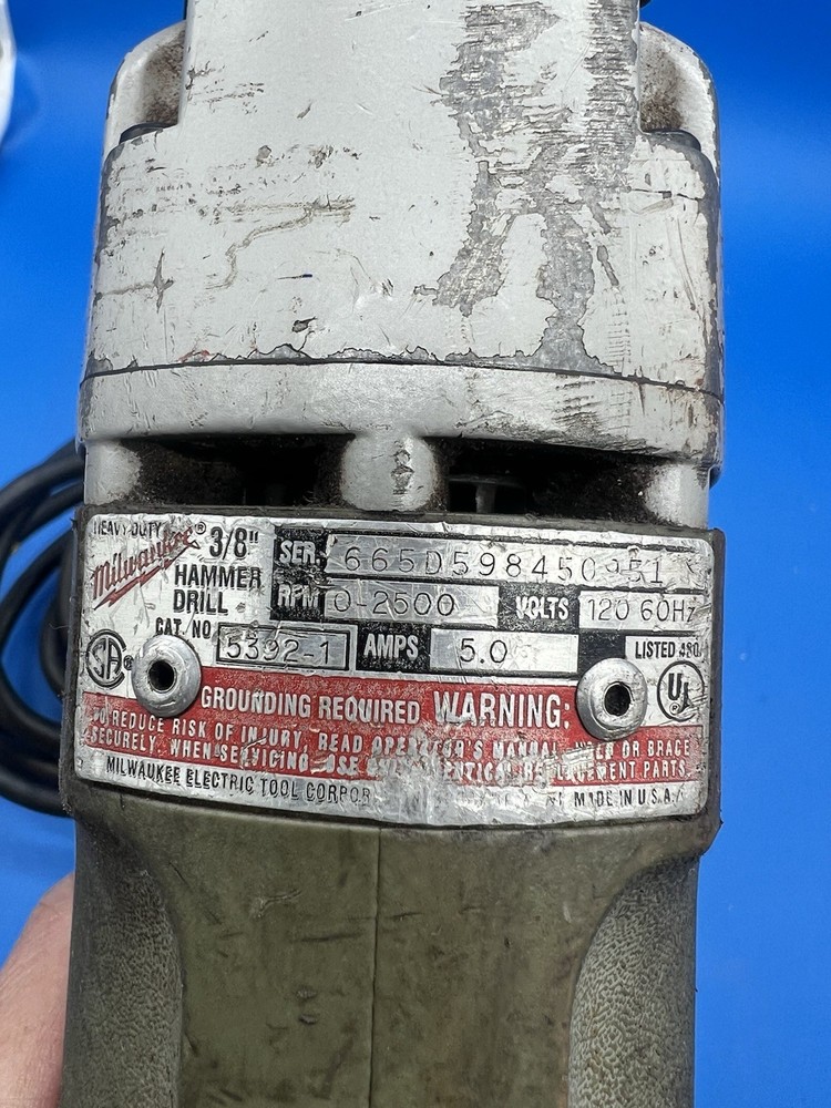 MILWAUKEE TOOLS 5392-1 3/8"HAMMER DRILL W/CASE CORDED
