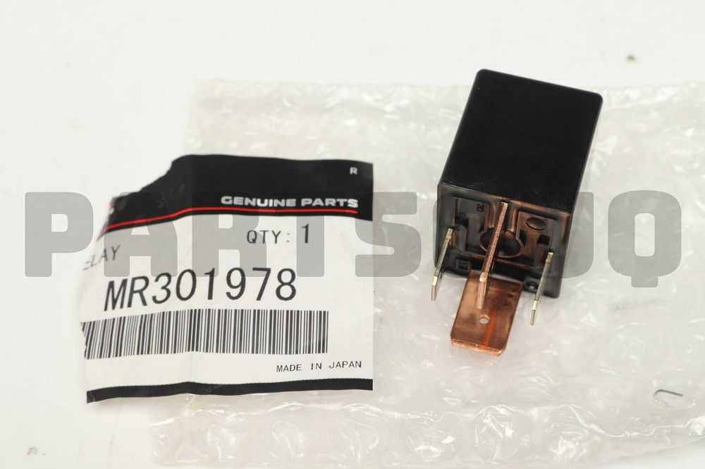 MR301978 Genuine Mitsubishi RELAY
