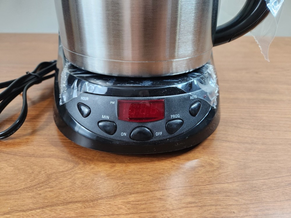 Black & Decker 8 Cup Programmable Coffee Maker w/ Thermal Carafe ~ DE790B