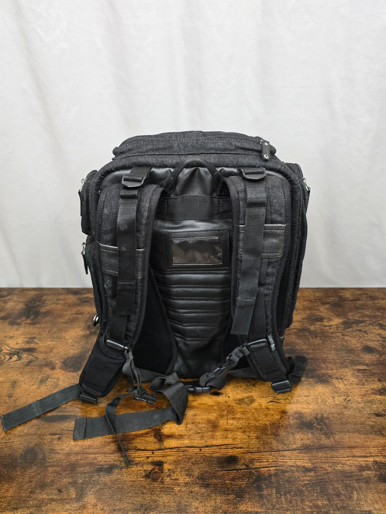 BURTON Aperture Pack / Backpack - VG!