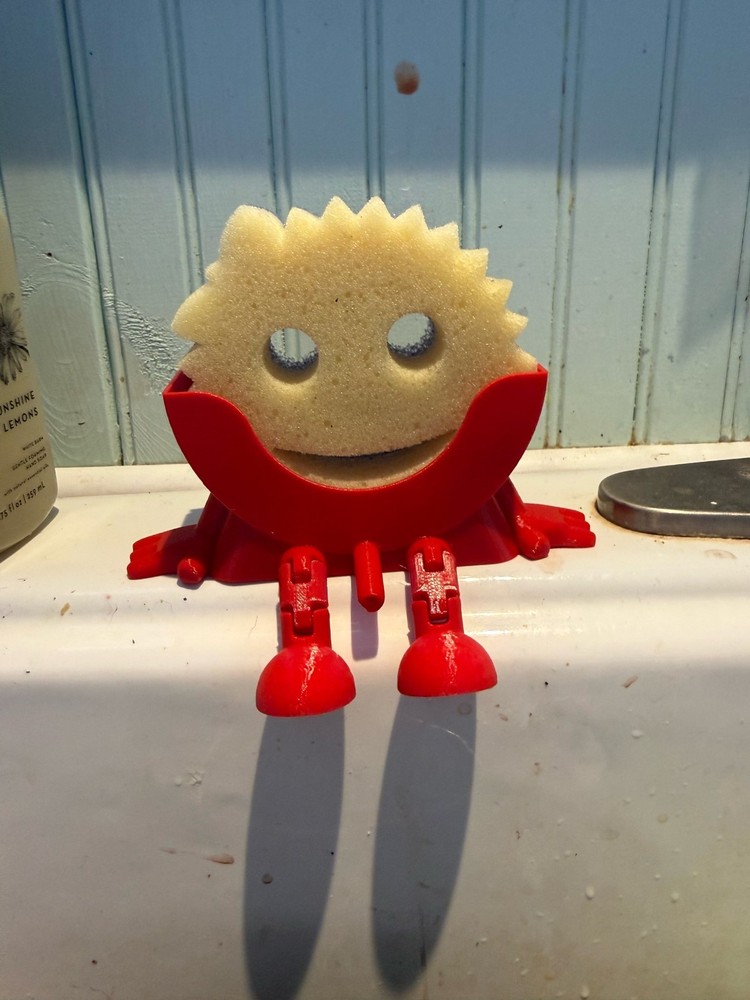 Scrub Daddy Holder with drainage.