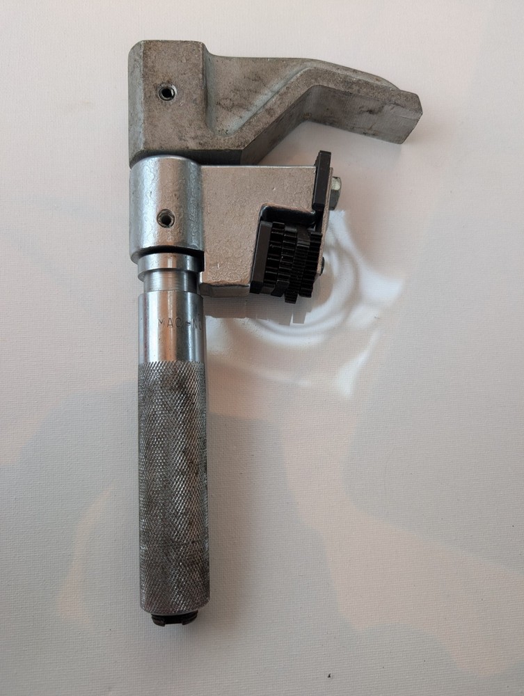 Vintage MAC TC-500 Thread Chaser Tool