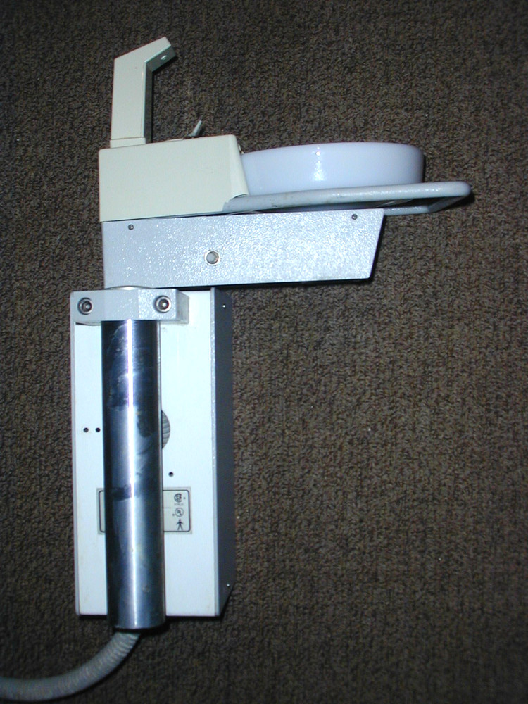 DenTech Post Mounted Basic Generic Cuspidor for Dental Unit Excellent