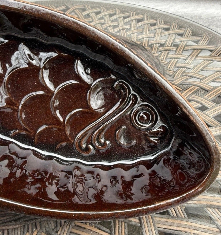 Fish Shaped Brown Glazed Ceramic Redware Cake Jello Mold SCHEURICH 960-30