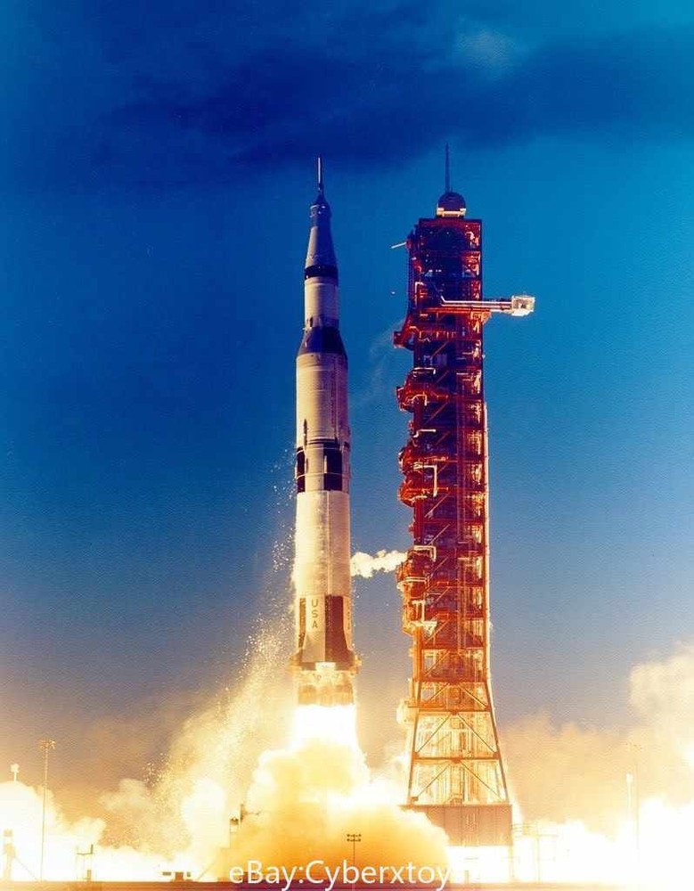 1/144 NASA Saturn V Rocket Launching Tower Frame Set Model Painted Light-up