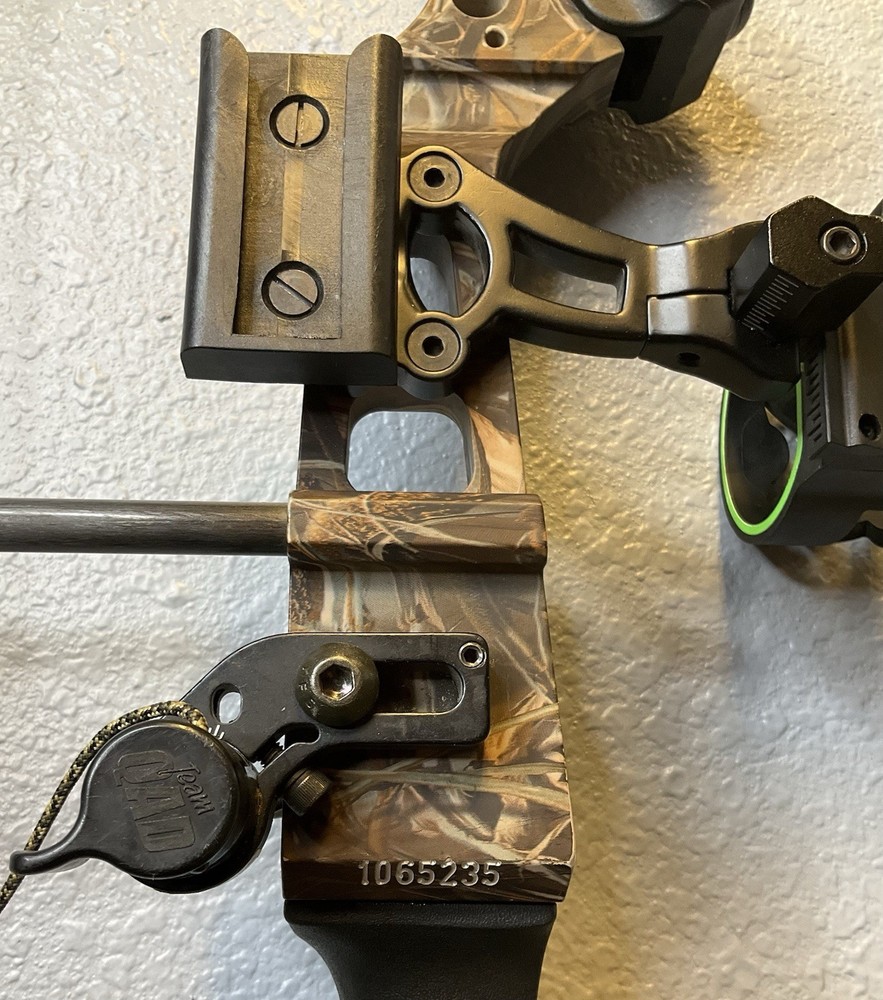 Mathews Mission Menace Compound Bow w/ Sight, Rest, Stab Package RH