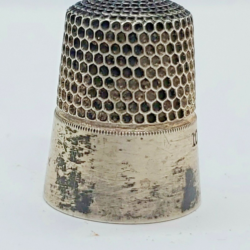Sterling Silver Sewing Thimble, Size 10 unmarked MHM
