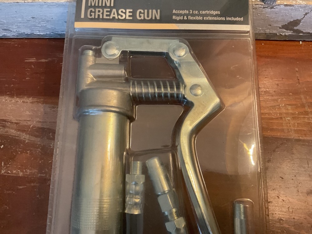 Legacy Workforce Mini Grease Gun L1305