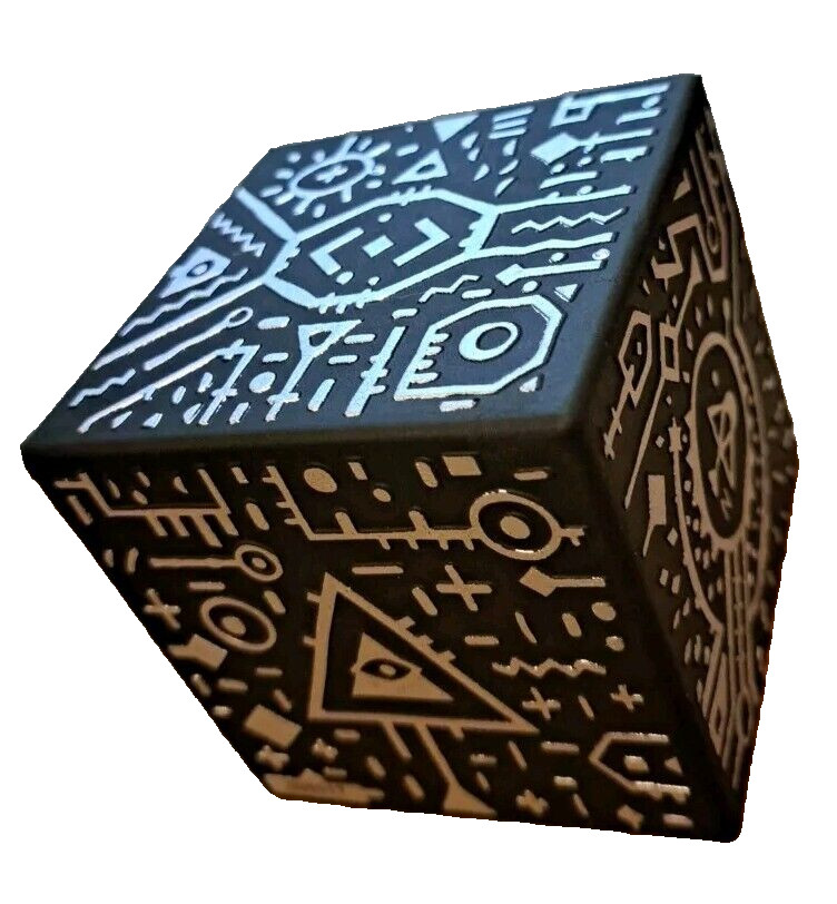 Merge Cube Augmented Reality Virtual Reality AR/VR Toy 2 3/4" Cubed Black Silver