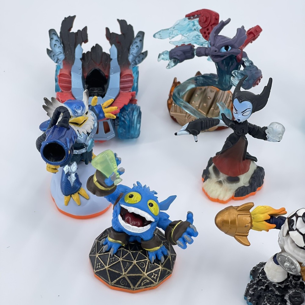 Lot of 8 Skylanders Figures & More- All Tested