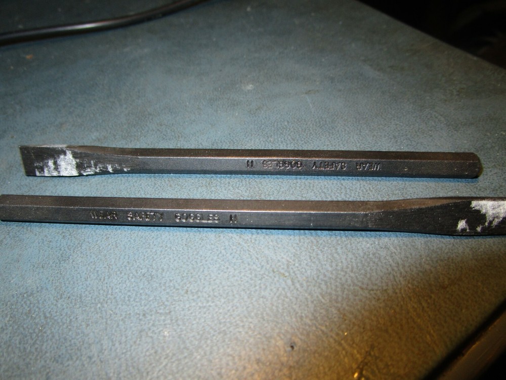 (2) ARMSTRONG 5/16" Tip Cold Chisel