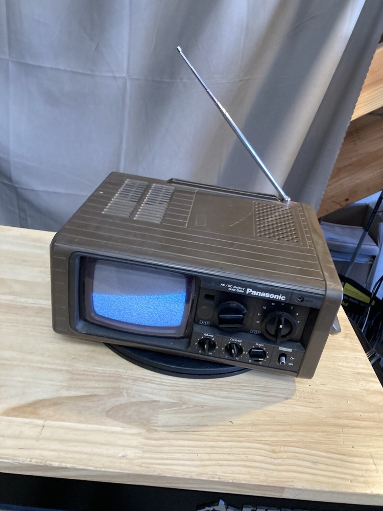 Panasonic Solid State TR-525 Portable Television 1975 Tested Working