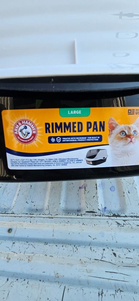 Cat Box Arm & Hammer Rimmed Wave Pan Large