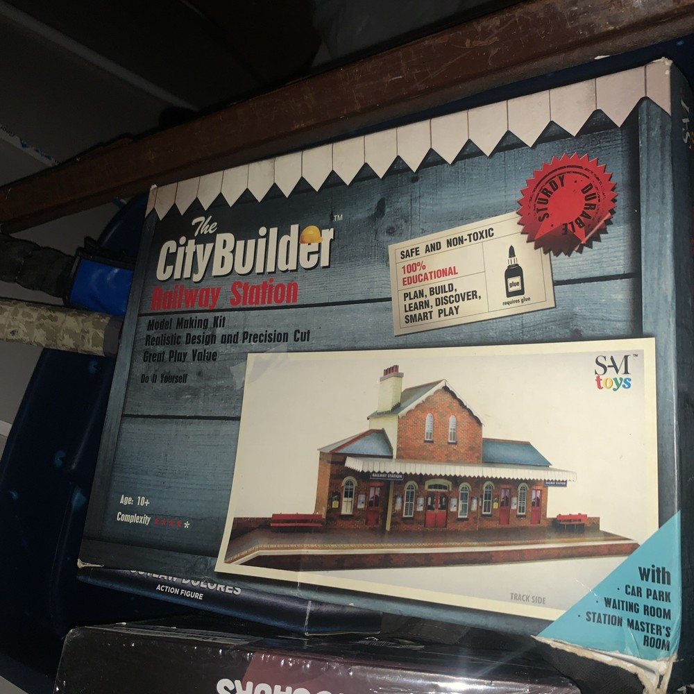 The City Builder Railway Station Model Making Kit OPEN BOX