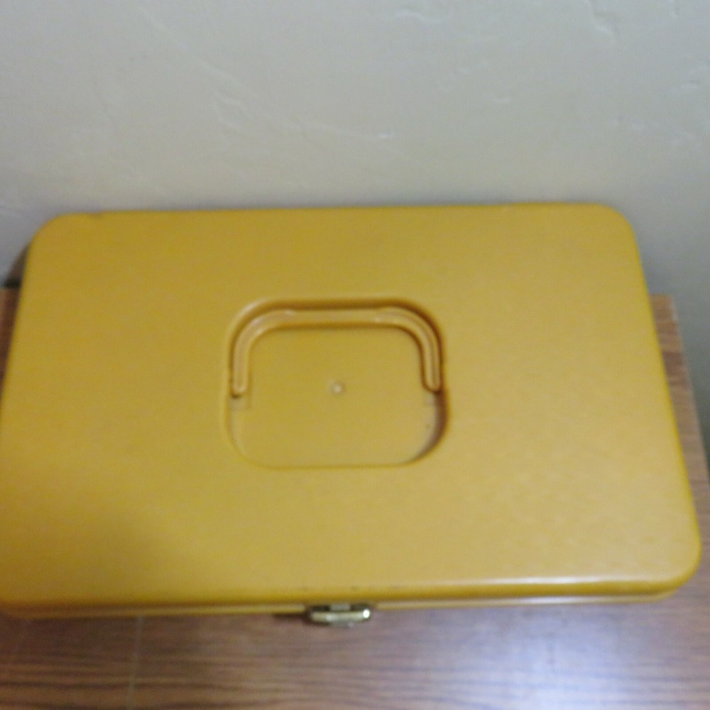 Vintage Wilson Thread Spool Bobbin Storage Box Gold with Thread