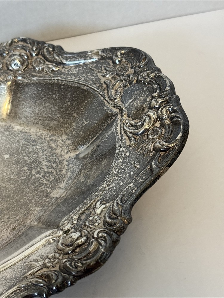 Vintage Towle Old Master Embossed Silverplate Bread Tray
