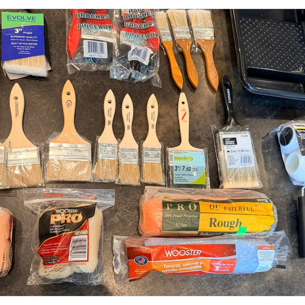 New Paint Brushes / Rollers / Pans 38 Item Painters Bundle