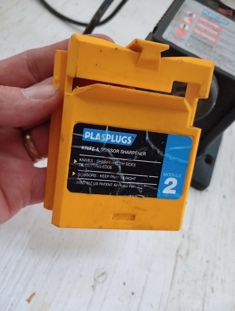 Plasplugs Power Base W/ Knife Scissors & Drill Sharpener Tested/Working