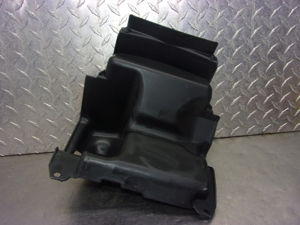 932 B PIAGGIO BV 200 2003 OEM FAIRING COVER