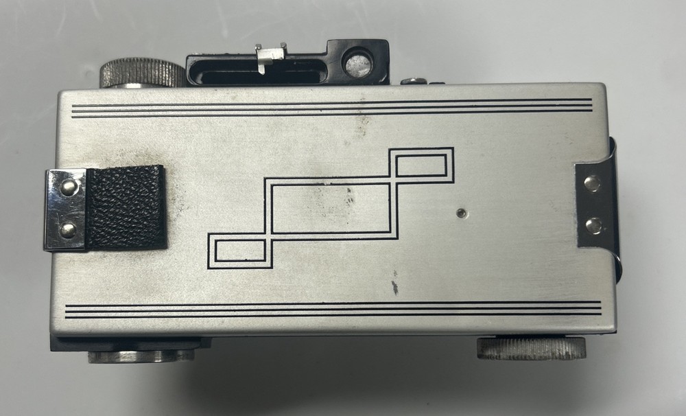 Argus 35mm Camera w/Case A2B Vintage Untested