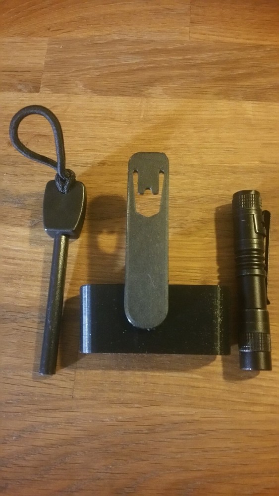 Mora Morakniv Utility Sleeve with LED + Ferro 511 546 Basic Pro Robust