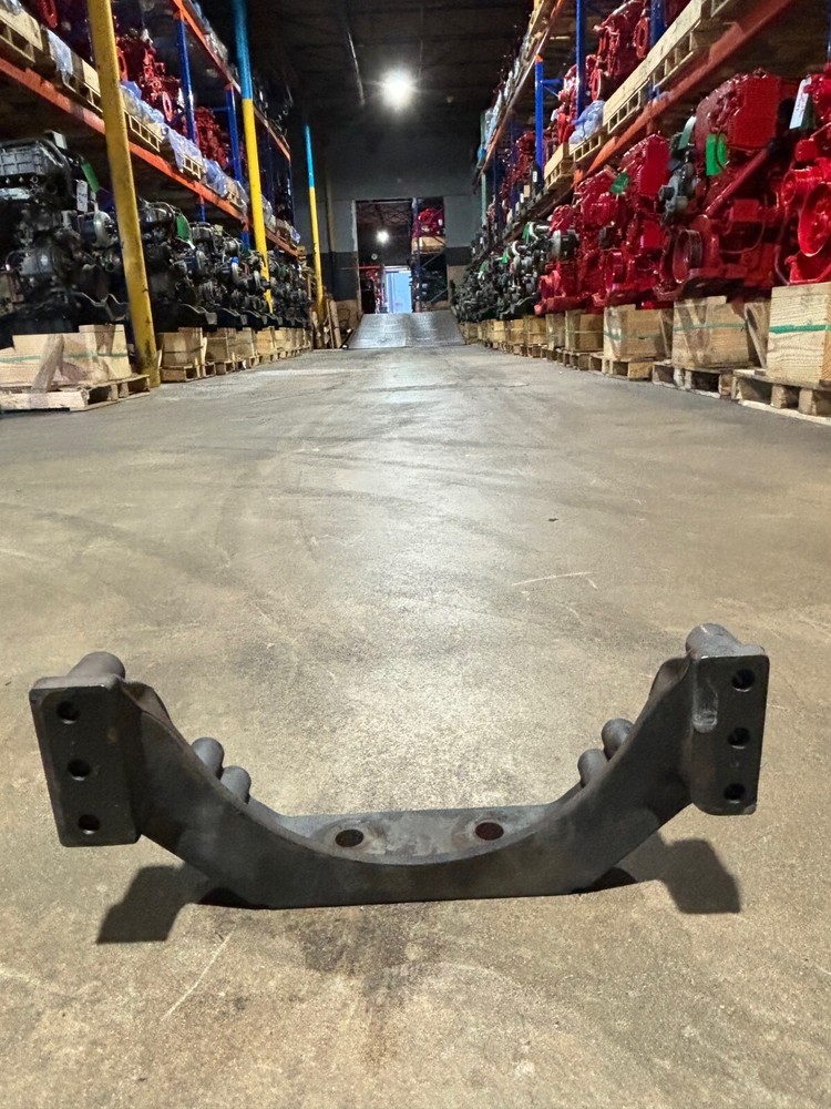 OEM Paccar MX-13 Diesel Engine Front Motor Mount 1782412