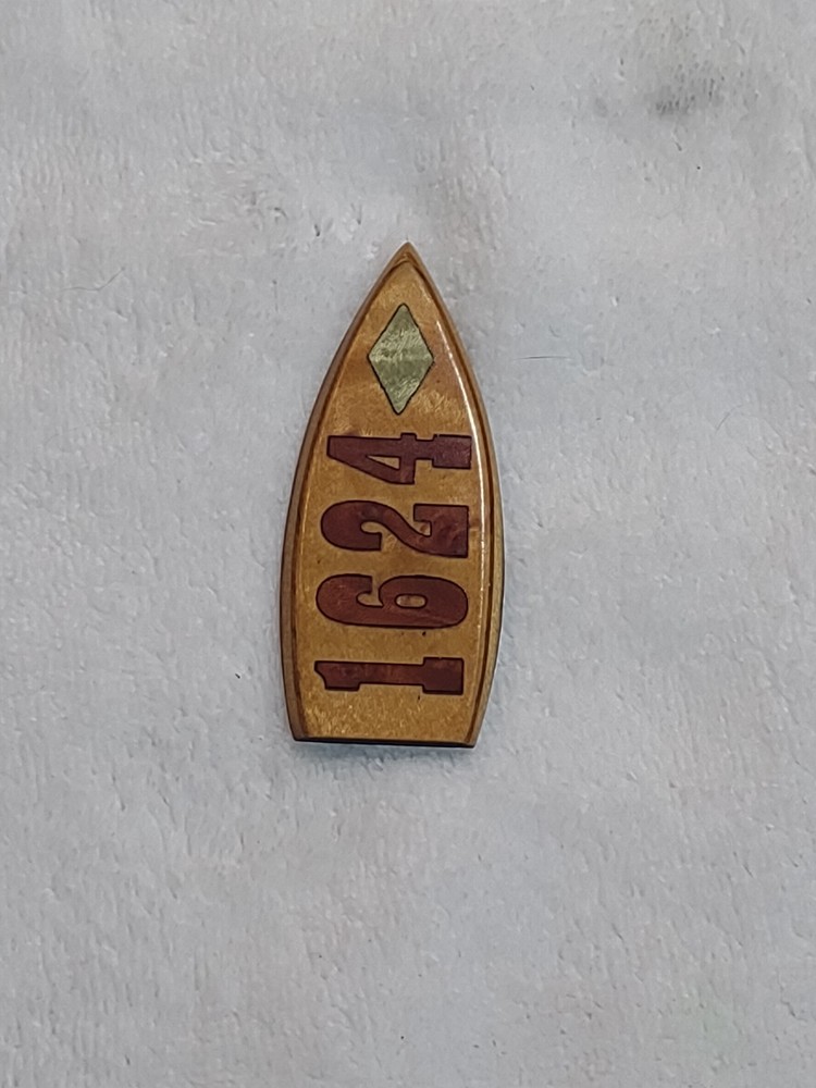 Custom Truss Rod Cover for Ovation 1624