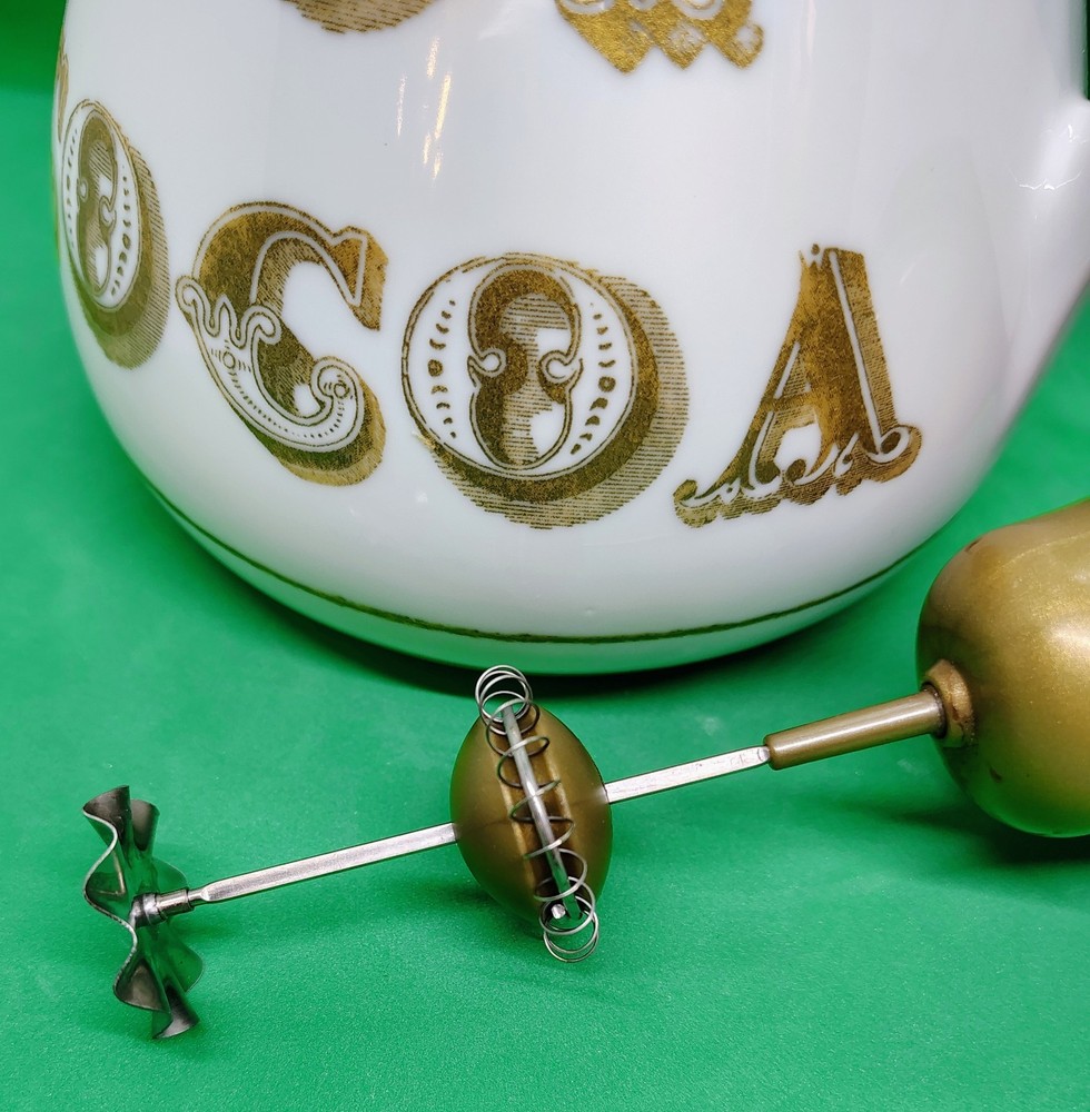 Williams-Sonoma automatic hot chocolate pot