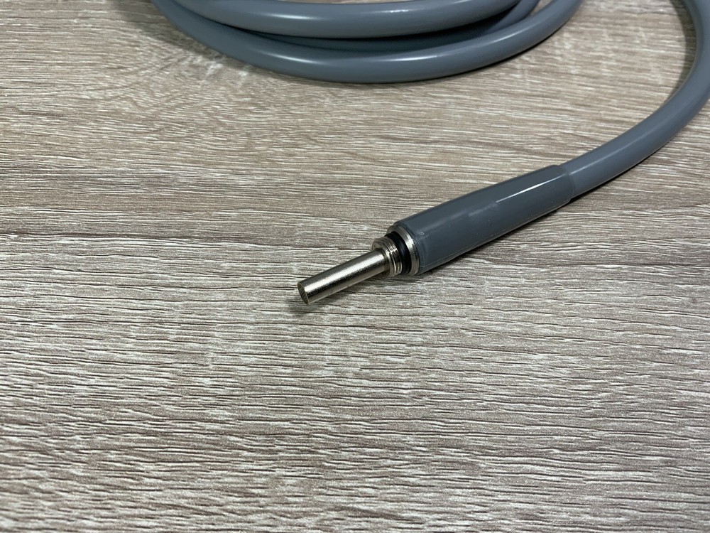 Universal Endoscope Fiber Optic Light Cable