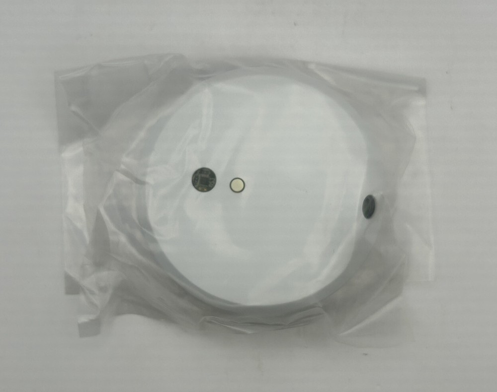 Crestron Zūm Daylight Sensor, Open Loop #ZUMMESH-OL-PHOTOCELL-BATT