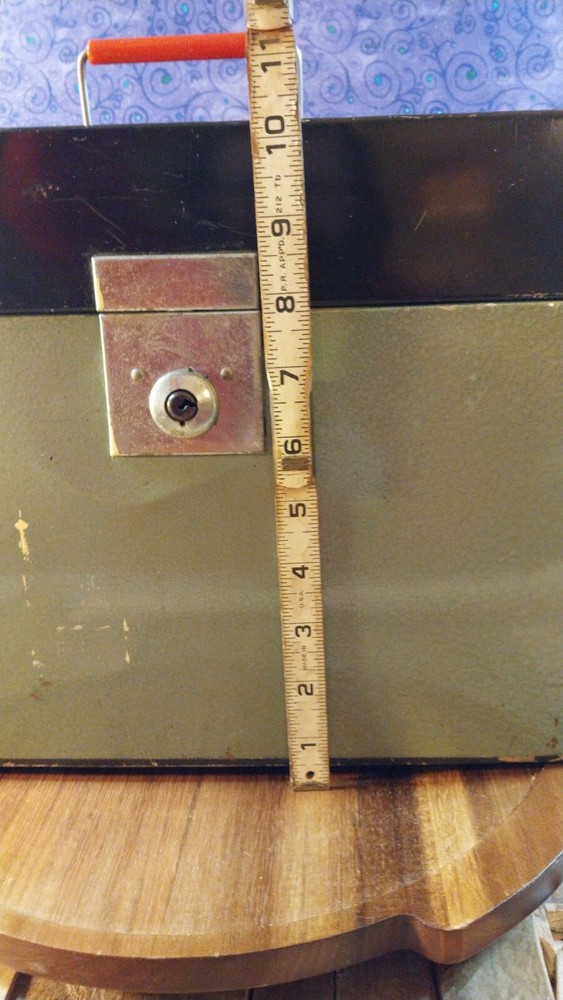 Old Metal Locking Box LOCK BOX SAFE PAPER FILE STORAGE