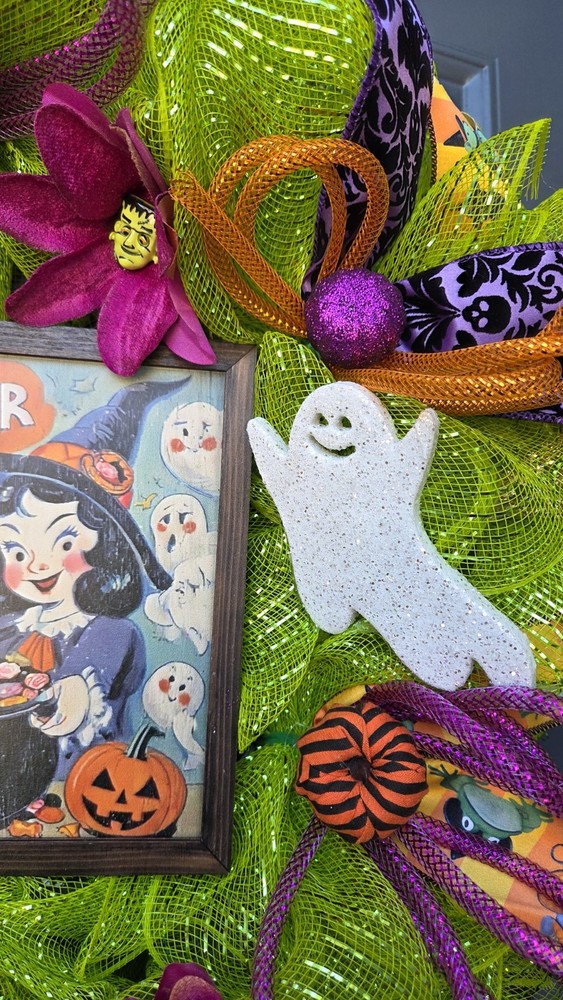 Vintage Halloween Wreath