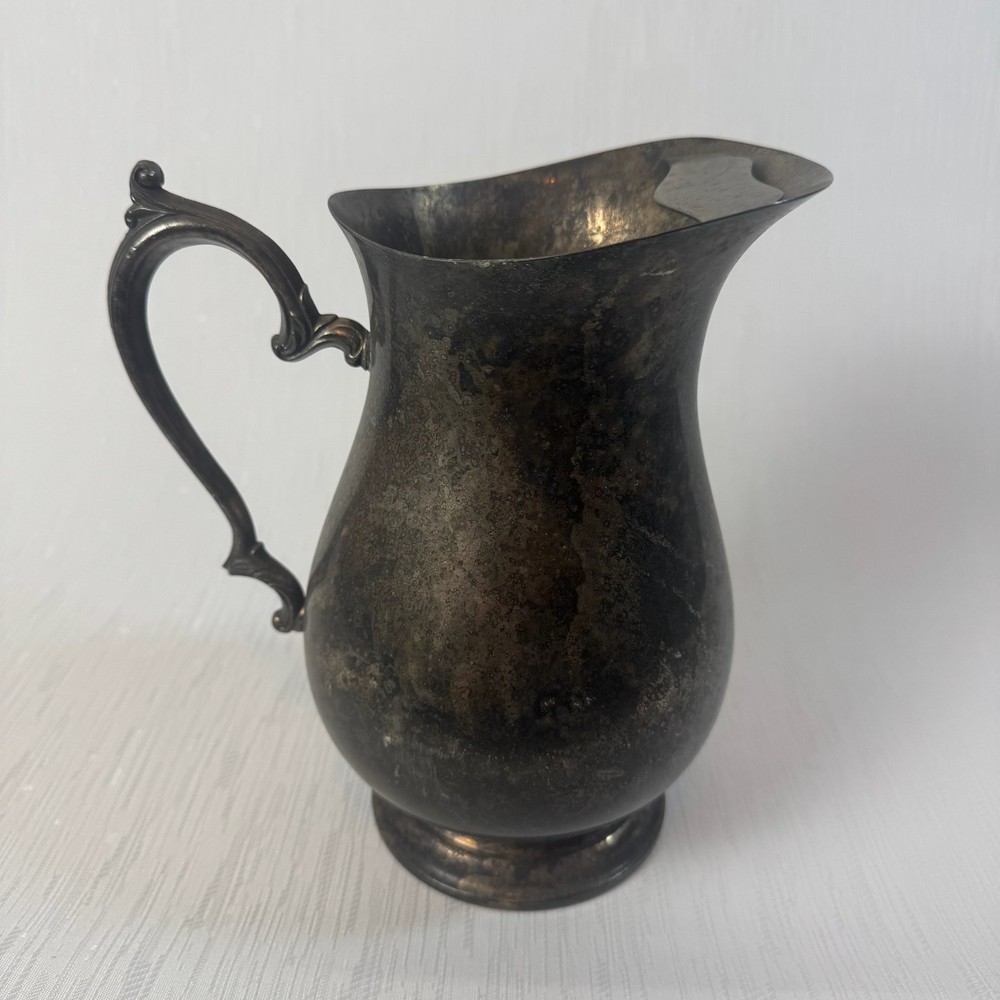 Vintage Silver Plate Silverplate Water Pitcher With Ice Lip