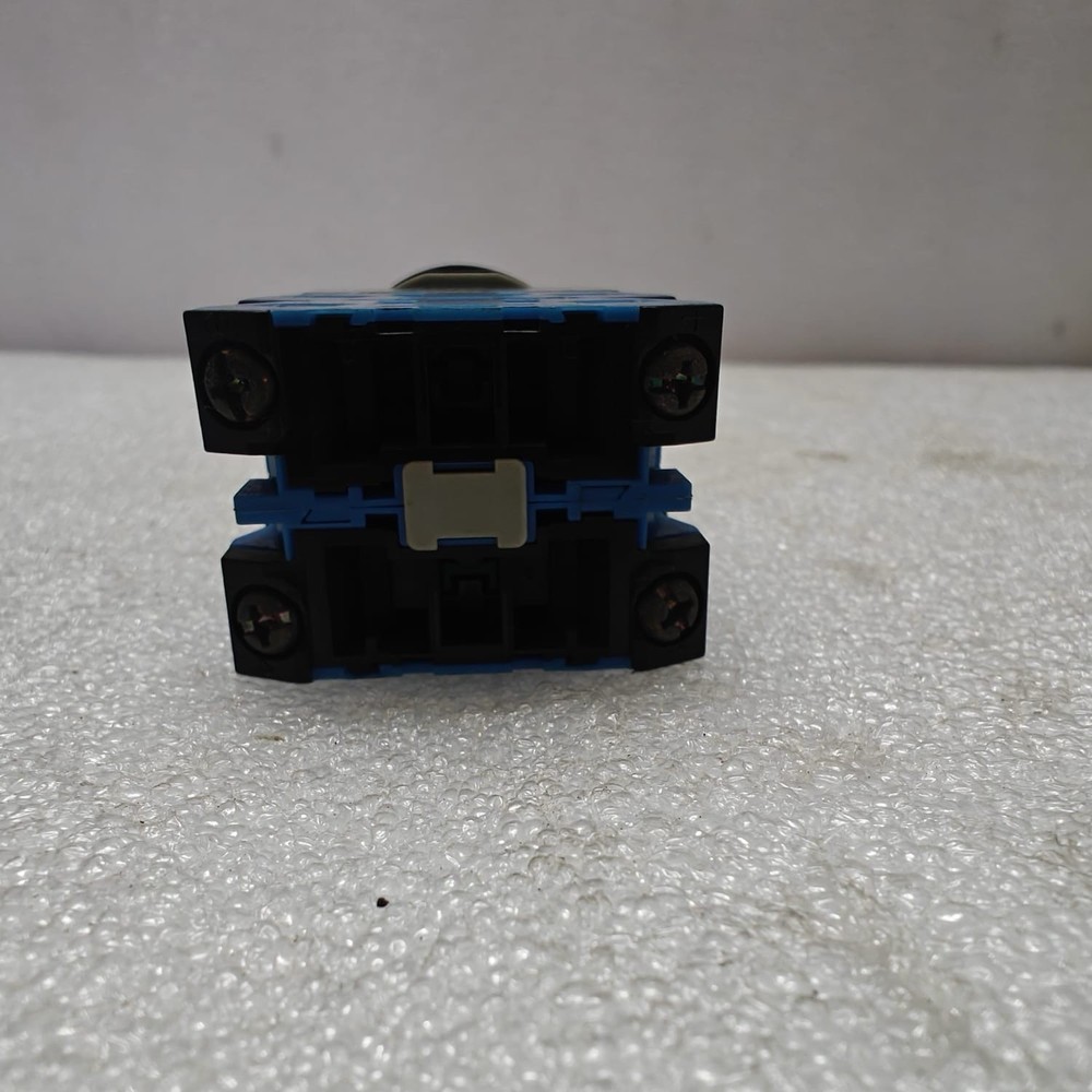 IDEC IZUMI SWITCH SELECTOR ASS0323