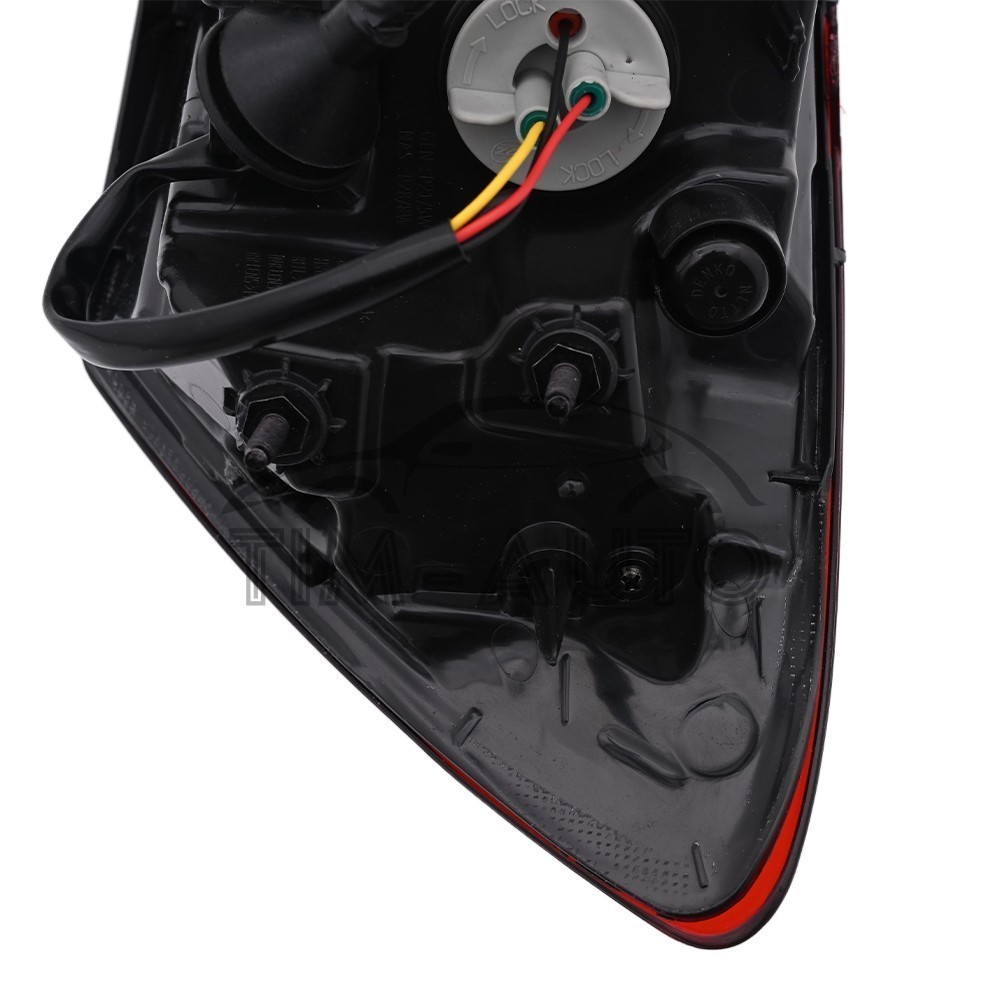 Left Driver Side Outer Tail Light 92401-M7000 For 2019-2024 Kia Forte