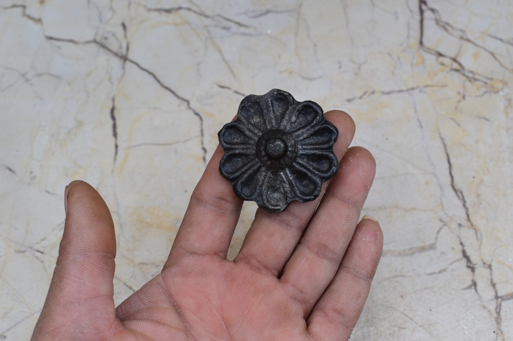 Vintage Cast Iron Flower Shape Pulls Drawer Cabinet Door Handle Knobs 10 pcs