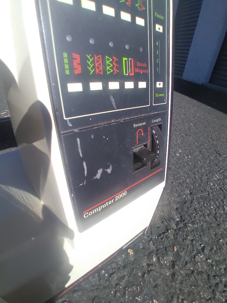 Montgomery Ward Sewing Machine UHT J2000