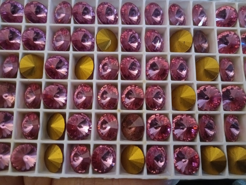 Swarovski 47ss Rose Rivoli's X 12pcs