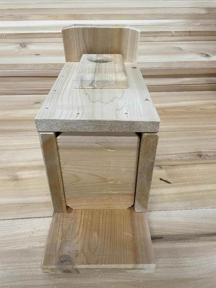 (4) white cedar Bluebird nesting box Kits