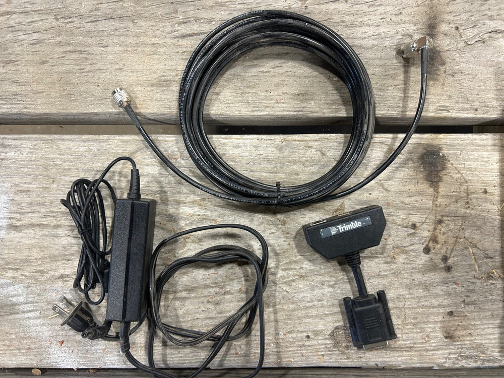 Trimble AgGPS RTK GLONASS Base 450mhz