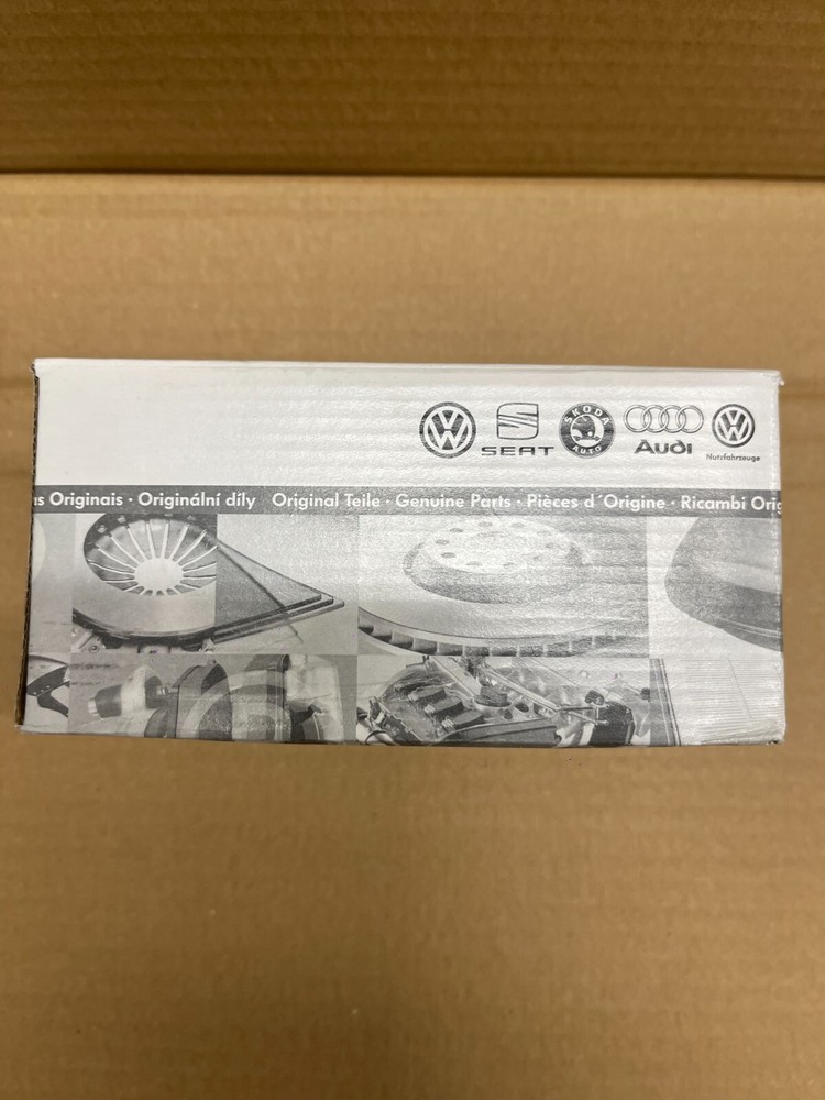 NEW AUDI A8 D4 WARNING TRIANGLE BRACKET 4H0860285