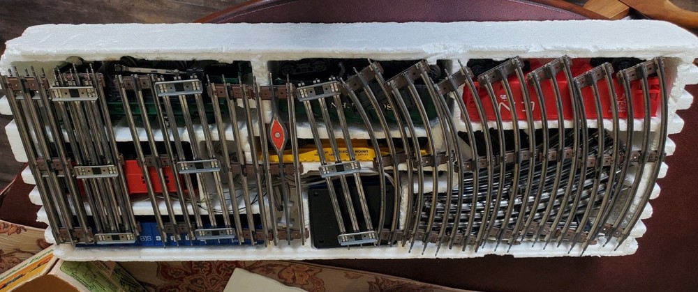 1973 Lionel Train Set ,still In Box Xtra Track
