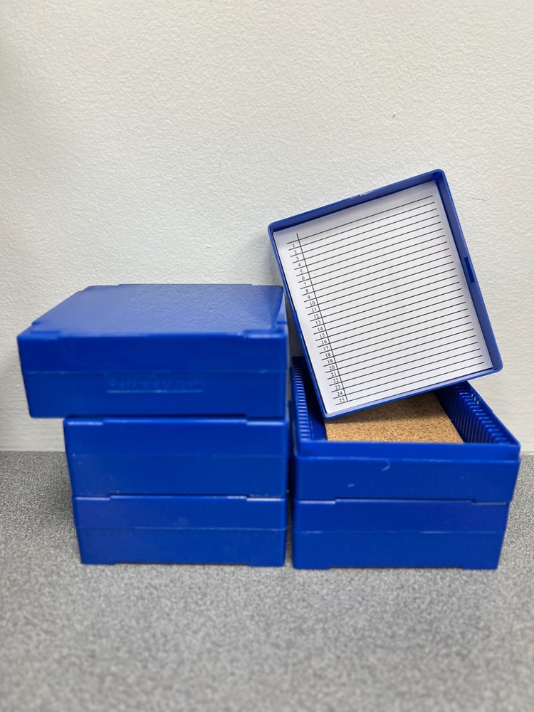 25-Place Slide Storage Box (blue), 5 Boxes/pacage