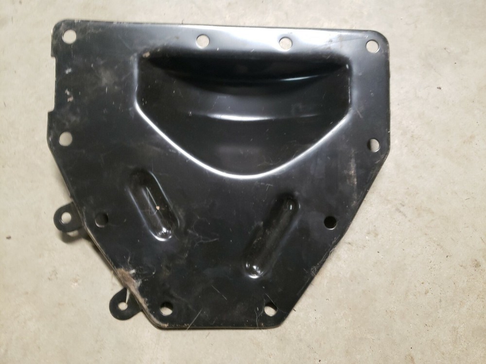 NEW CHRYSLER 04659738 DIFFERENTIAL SIDE COVER