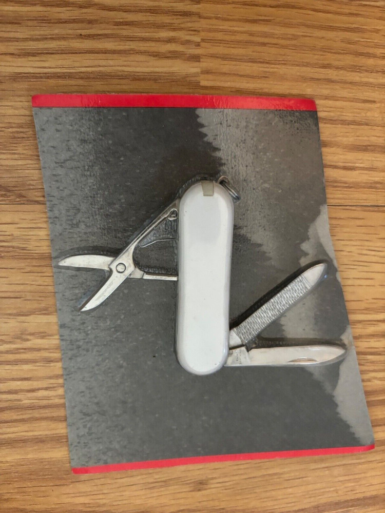 UNITED WHITE CLASSIC